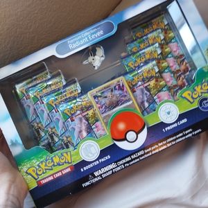 Pokemon GO Radiant Eevee Promo box